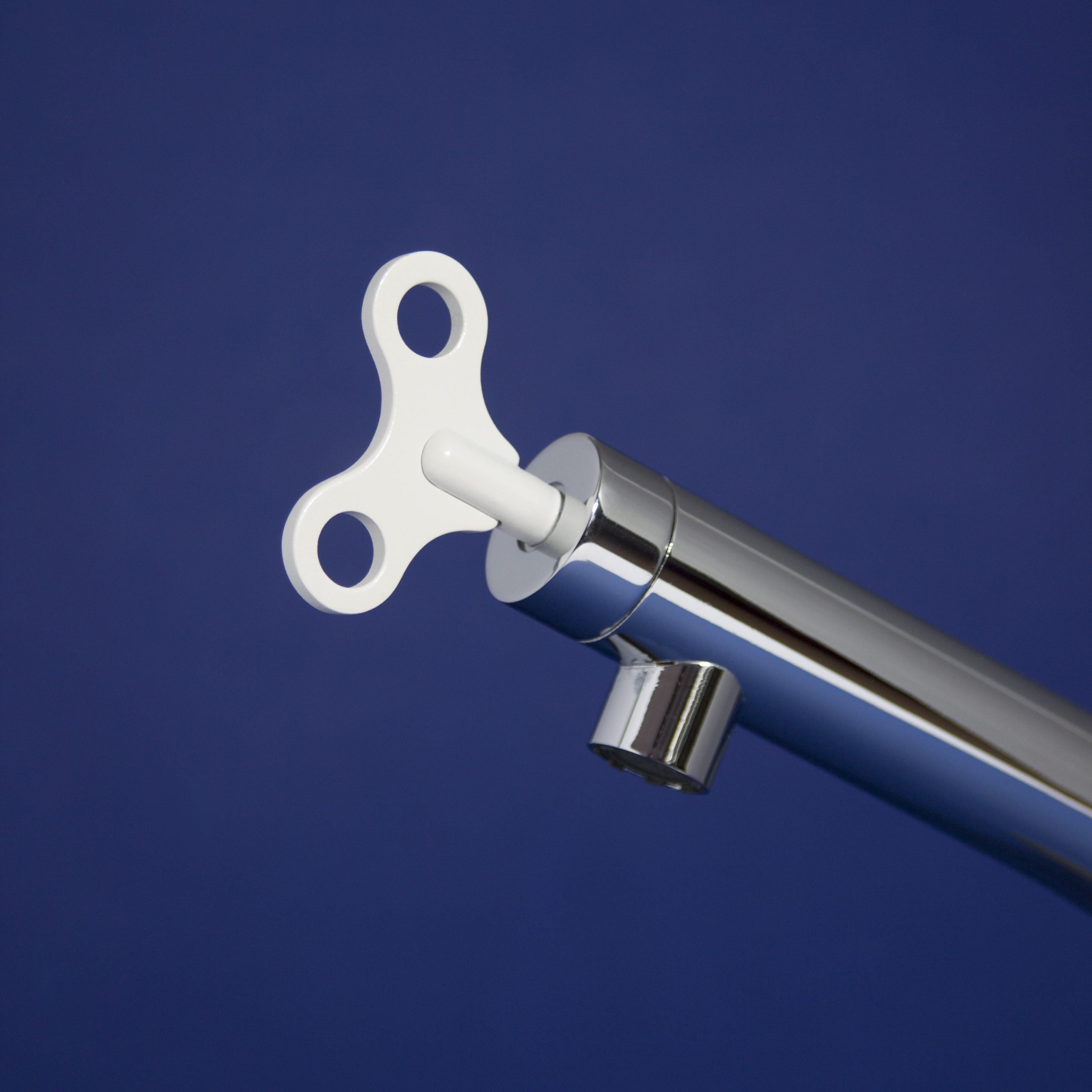 Bongio Aquacarica basin mixer with progressive cartridge installed