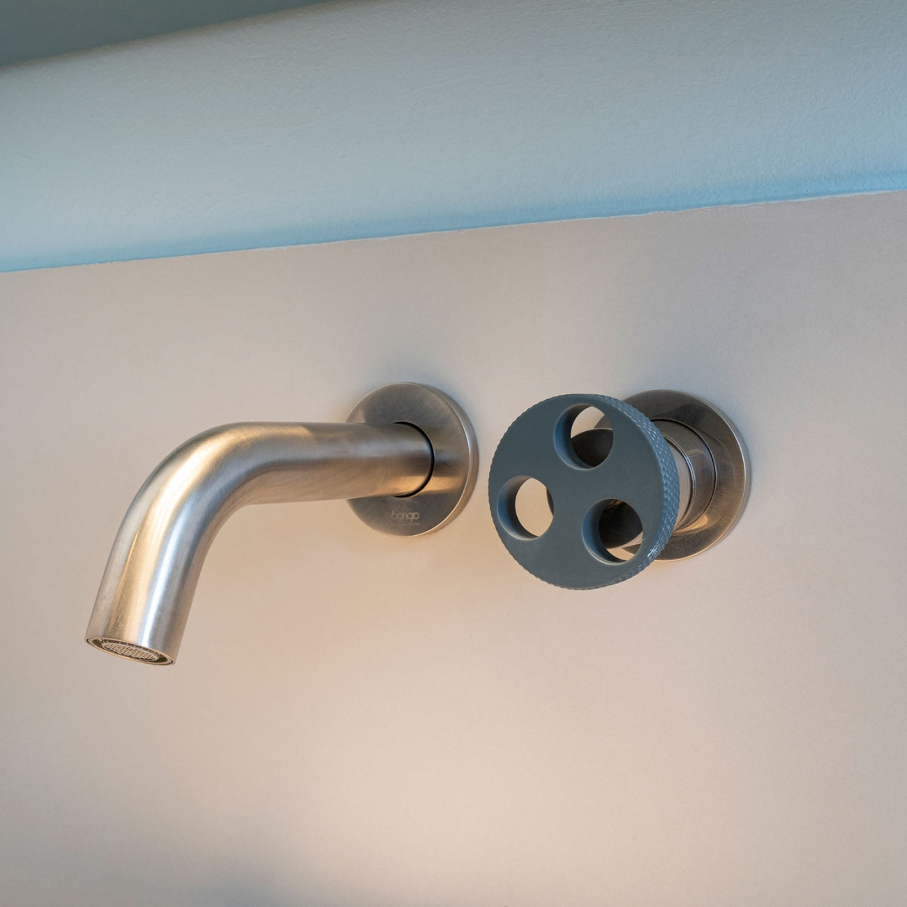 Bongio Bowling contemporary basin mixer installed view