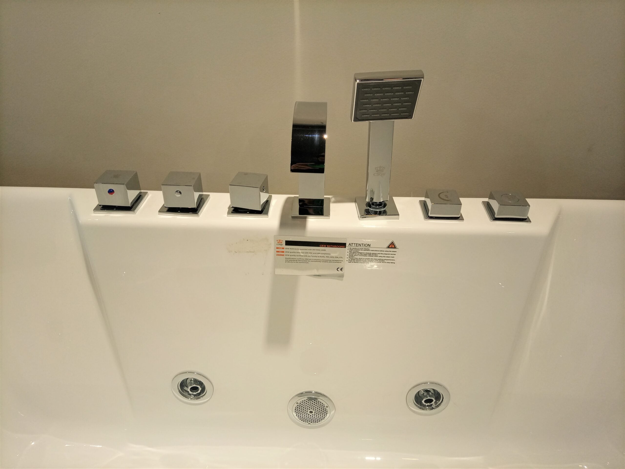 CRW Hilton Ser bathtub Pakistan, CRW Hilton Ser tub price in Pakistan, Buy CRW Hilton Ser bathtub, Freestanding bathtub Pakistan,
Luxury bathtub Pakistan, CRW bathtubs Pakistan, Best freestanding tubs Pakistan, Bathtub for home Pakistan, Modern bathtub designs Pakistan,