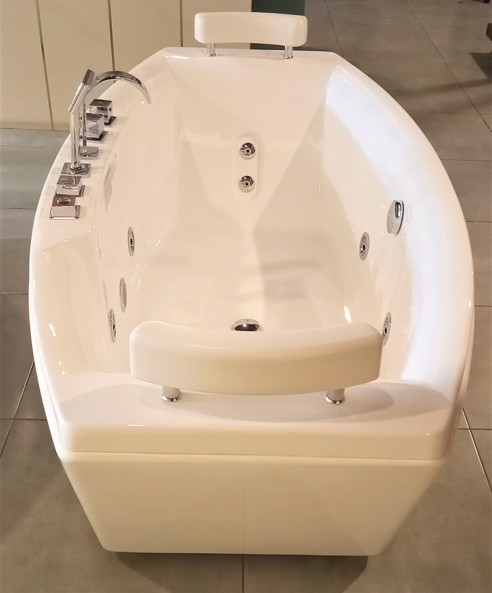 CRW Queen Merry Ser bathtub Pakistan, CRW Queen Merry Ser tub price in Pakistan, Buy CRW Queen Merry Ser bathtub, Freestanding bathtub Pakistan, Luxury bathtub Pakistan, CRW bathtubs Pakistan, Best freestanding tubs Pakistan, Bathtub for home Pakistan, Modern bathtub designs Pakistan