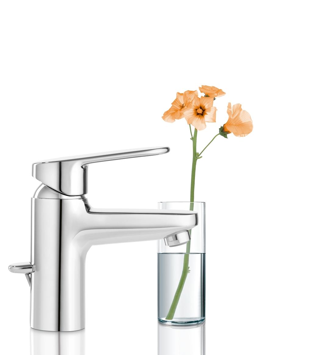 Modern Grohe Europlus single lever basin mixer