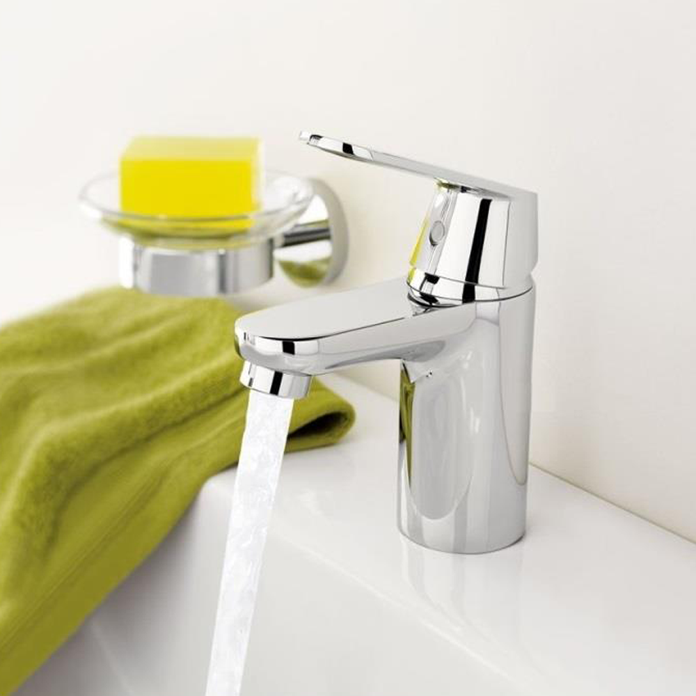 Grohe Eurosmart Cosmo single lever basin mixer installed in bathroom