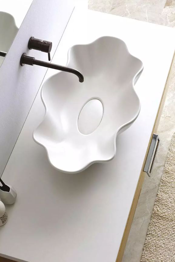 Vitruvit SEASTER white countertop washbasin – Italian designer sink with sculptural shell form