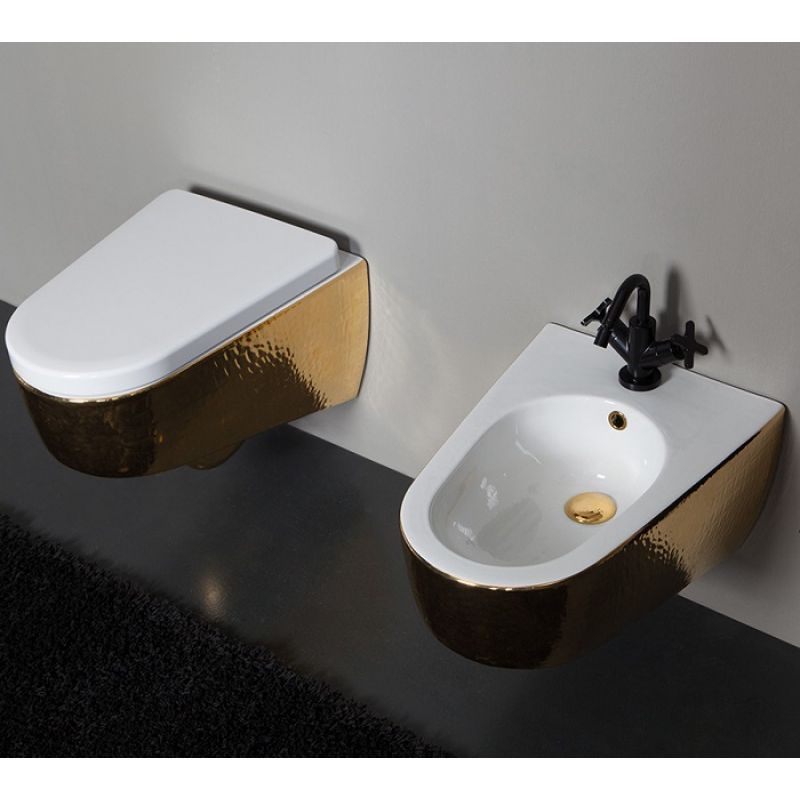 Italian designer wall hung toilet – SHAPE model with soft-close seat and high-end ceramic finish