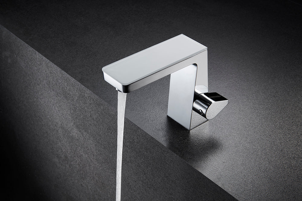OMSA FL7750 luxury tap installed in premium luxury bathroom Pakistan — single-hole deck-mounted, Sardar & Co Rawalpindi